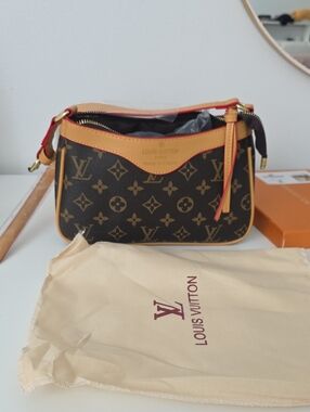 Louis Vuitton Brown Monogram Canvas Crossbody Bag with Vachetta Trim